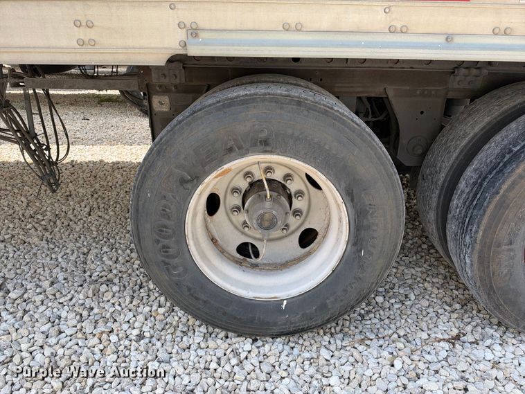 image for item YA4536 2019 Utility VS2RA refrigerated van trailer
