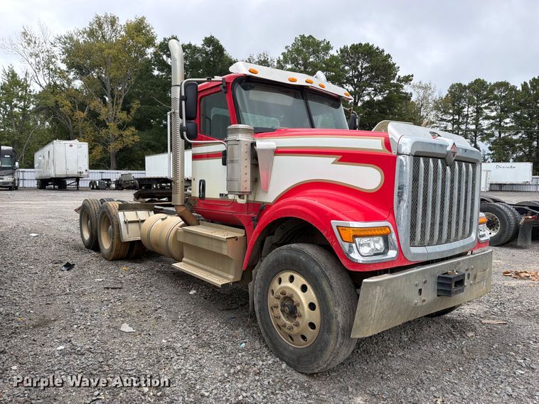 image for item YA4540 2020 International HX520 semi truck