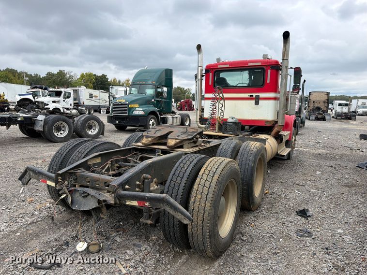 image for item YA4540 2020 International HX520 semi truck