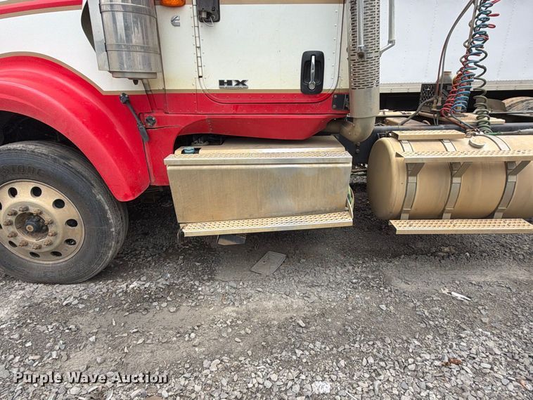 image for item YA4540 2020 International HX520 semi truck