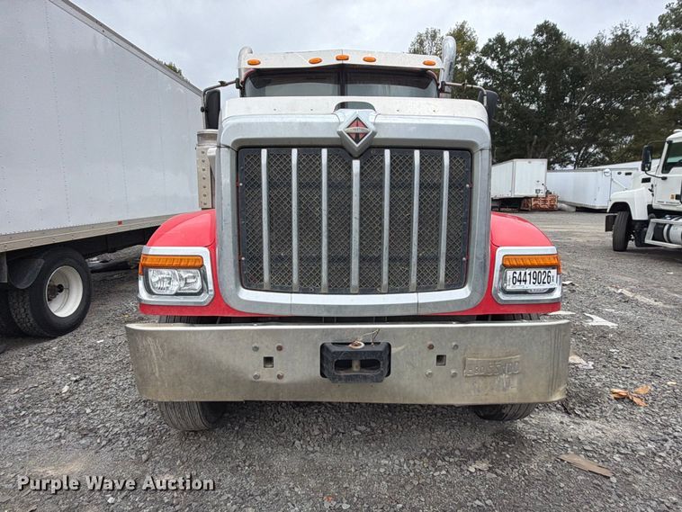 image for item YA4540 2020 International HX520 semi truck