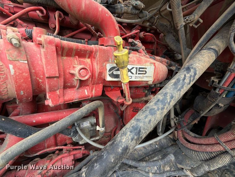 image for item YA4540 2020 International HX520 semi truck