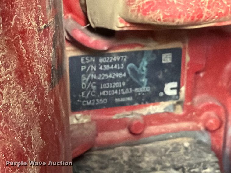 image for item YA4540 2020 International HX520 semi truck