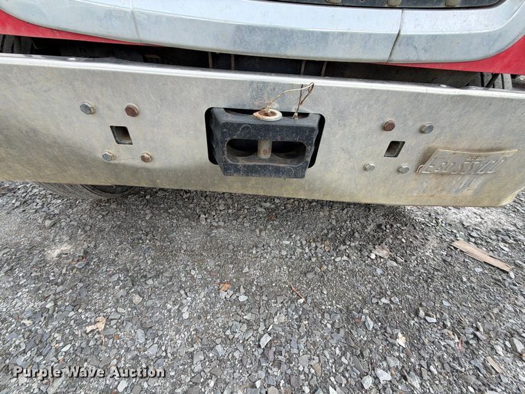 image for item YA4540 2020 International HX520 semi truck
