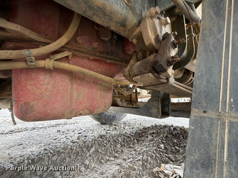 image for item YA4540 2020 International HX520 semi truck