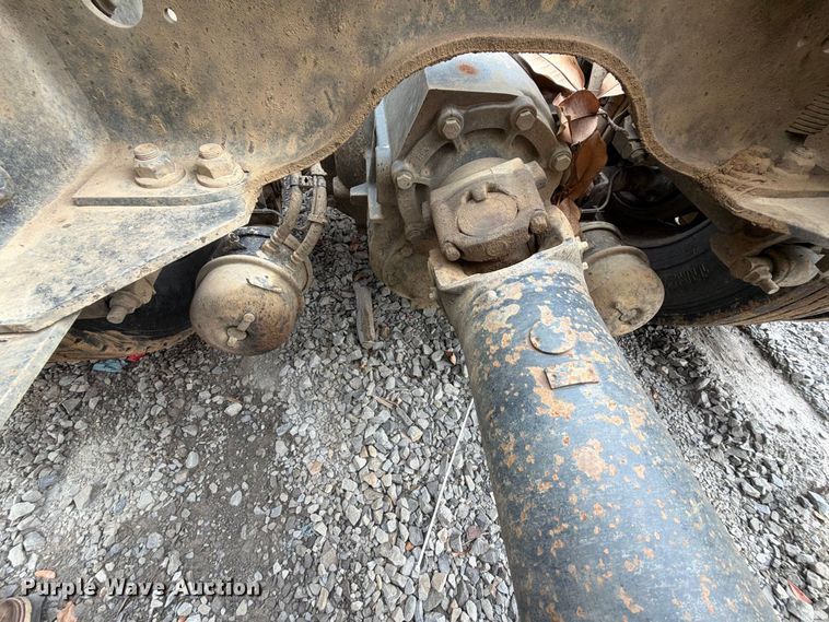 image for item YA4540 2020 International HX520 semi truck