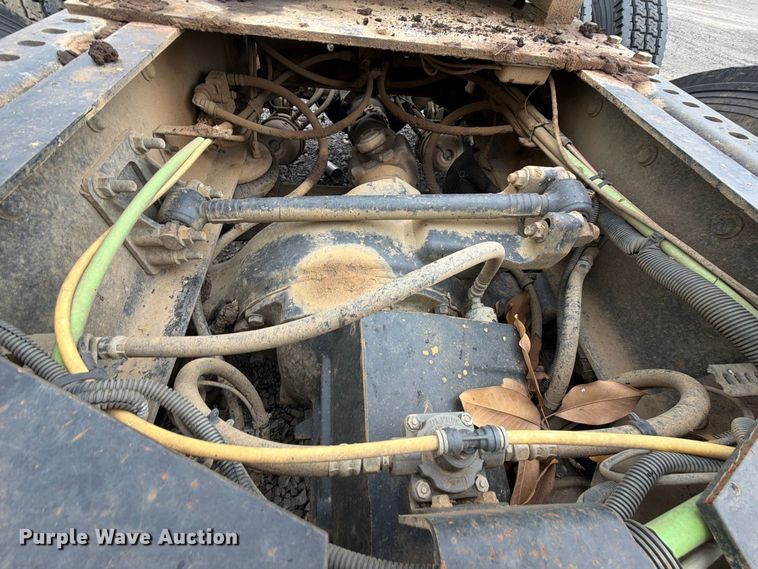 image for item YA4540 2020 International HX520 semi truck