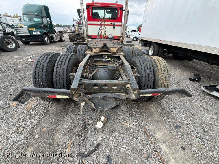 image for item YA4540 2020 International HX520 semi truck