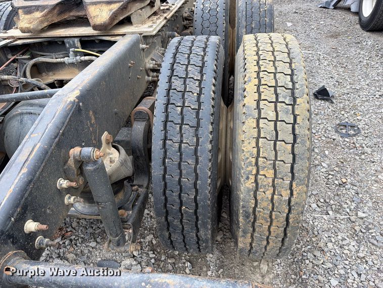 image for item YA4540 2020 International HX520 semi truck