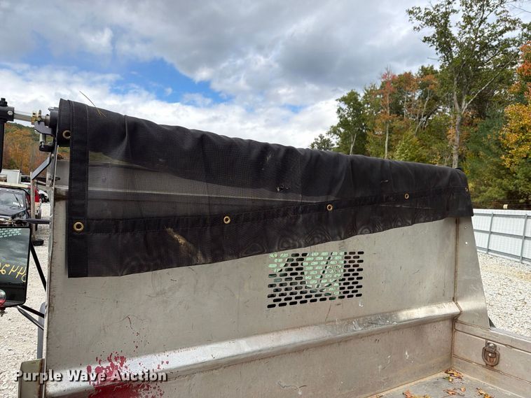 image for item YA4541 2007 GMC Sierra 3500 dump bed pickup truck