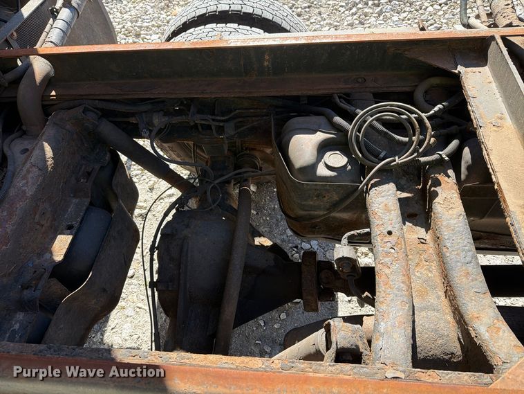 image for item YA4541 2007 GMC Sierra 3500 dump bed pickup truck
