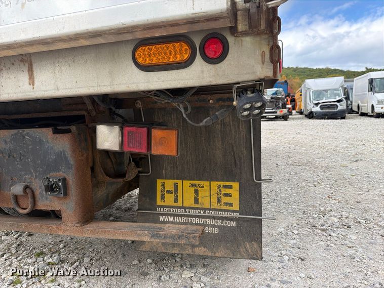 image for item YA4541 2007 GMC Sierra 3500 dump bed pickup truck