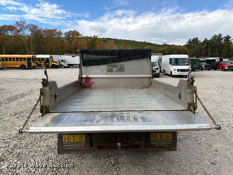 image for item YA4541 2007 GMC Sierra 3500 dump bed pickup truck