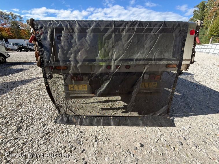 image for item YA4541 2007 GMC Sierra 3500 dump bed pickup truck