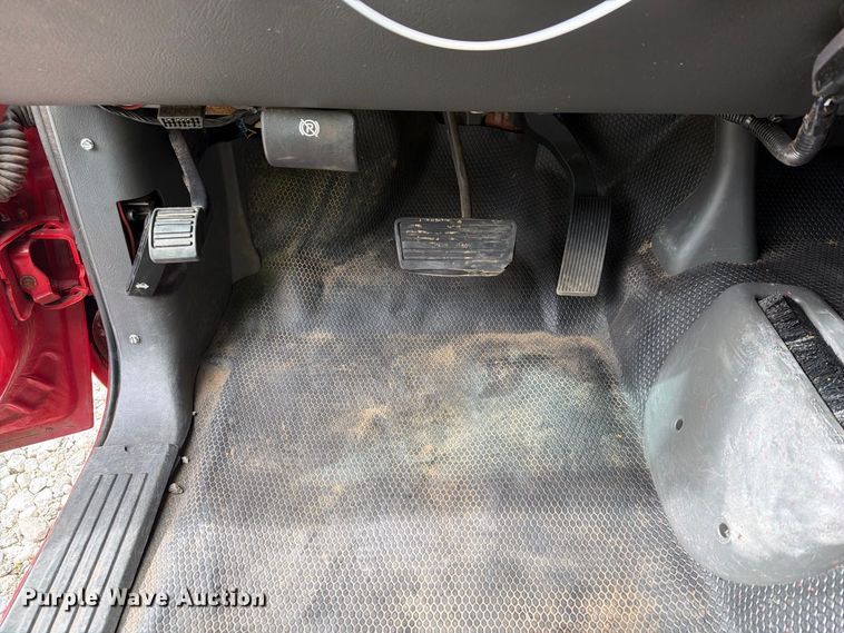 image for item YA4541 2007 GMC Sierra 3500 dump bed pickup truck
