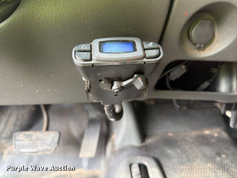 image for item YA4541 2007 GMC Sierra 3500 dump bed pickup truck
