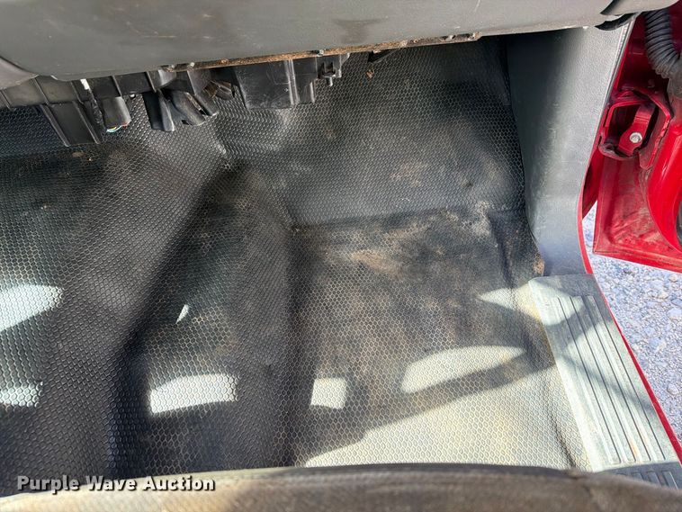 image for item YA4541 2007 GMC Sierra 3500 dump bed pickup truck