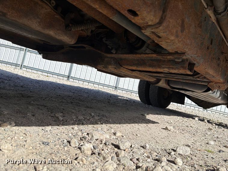 image for item YA4541 2007 GMC Sierra 3500 dump bed pickup truck