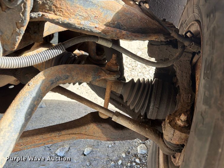 image for item YA4541 2007 GMC Sierra 3500 dump bed pickup truck
