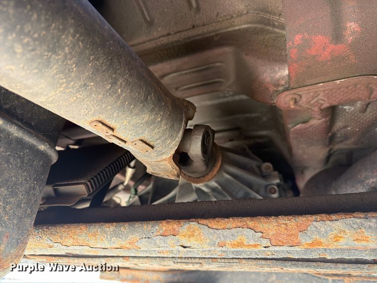 image for item YA4541 2007 GMC Sierra 3500 dump bed pickup truck