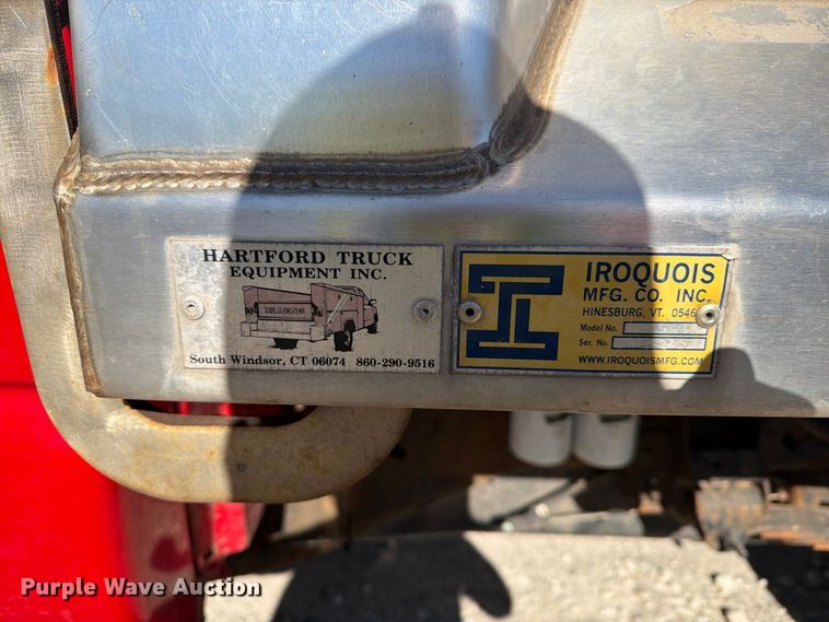 image for item YA4541 2007 GMC Sierra 3500 dump bed pickup truck