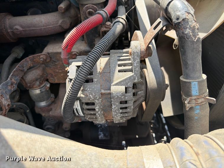 image for item YA4571 2013 Freightliner Columbia semi truck
