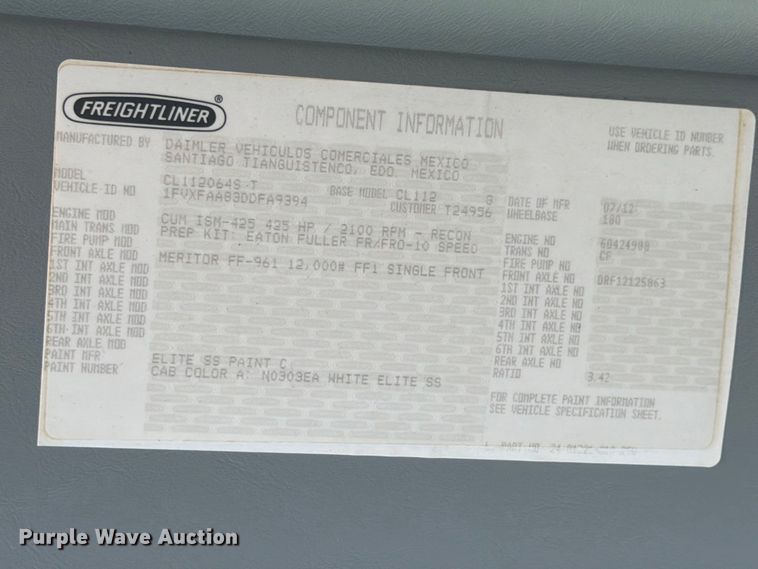 image for item YA4571 2013 Freightliner Columbia semi truck