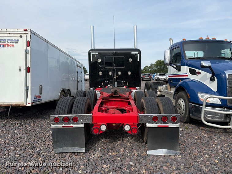 image for item YA4605 2023 Peterbilt 389 semi truck