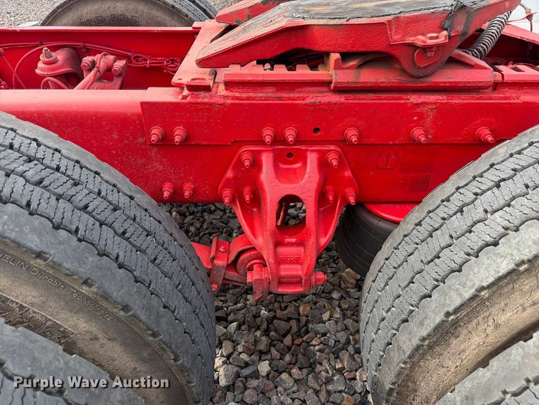 image for item YA4605 2023 Peterbilt 389 semi truck