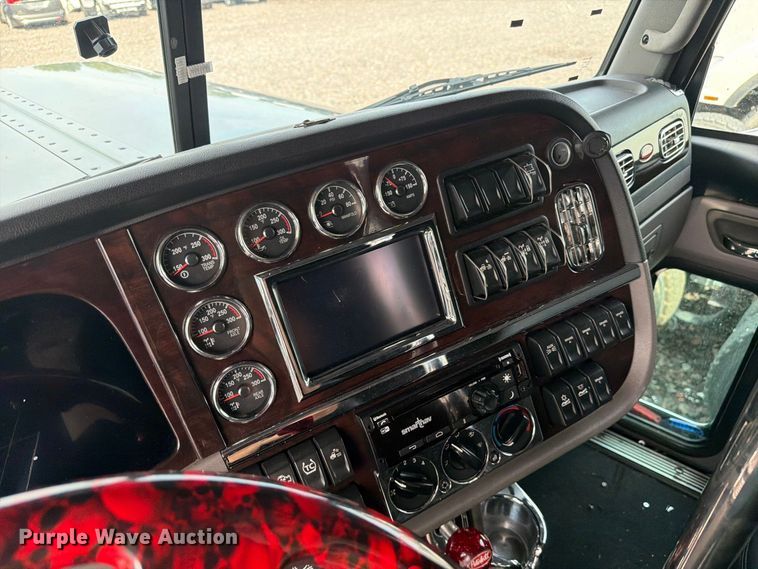 image for item YA4605 2023 Peterbilt 389 semi truck