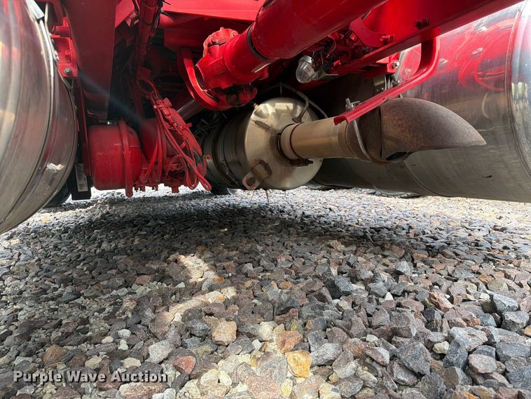 image for item YA4605 2023 Peterbilt 389 semi truck