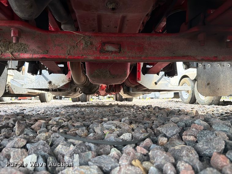 image for item YA4605 2023 Peterbilt 389 semi truck