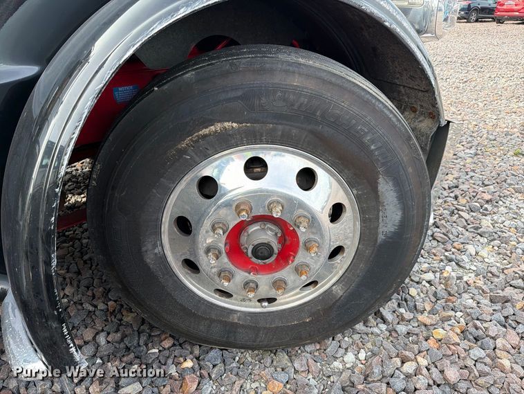 image for item YA4605 2023 Peterbilt 389 semi truck