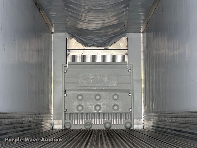 image for item YA4660 2025 Utility VS2RA refrigerated van trailer