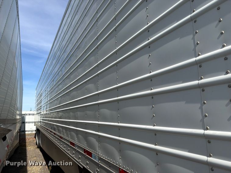 image for item YA4661 2025 Utility VS2RA refrigerated van trailer