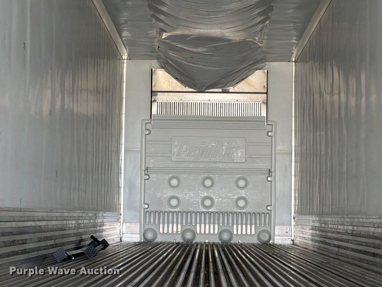 image for item YA4661 2025 Utility VS2RA refrigerated van trailer