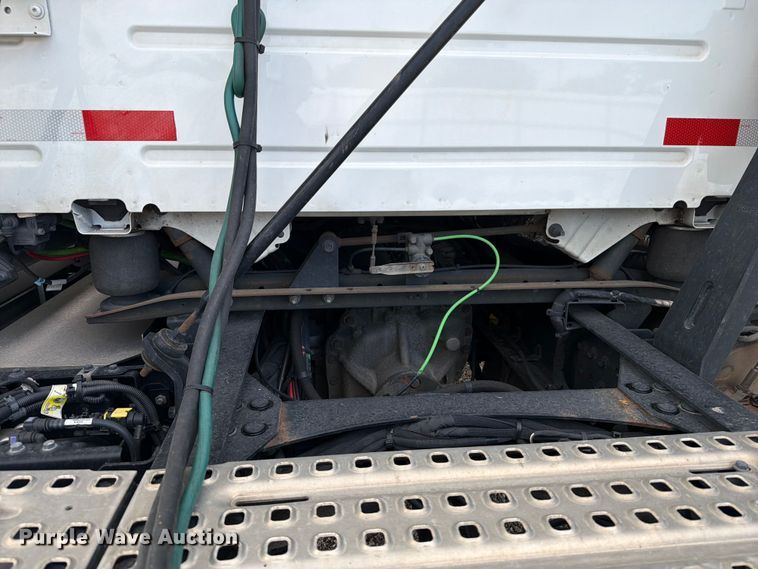 image for item YA4703 2024 Volvo VNR semi truck