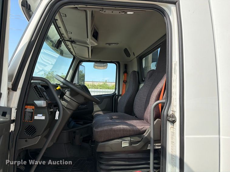 image for item YA4703 2024 Volvo VNR semi truck