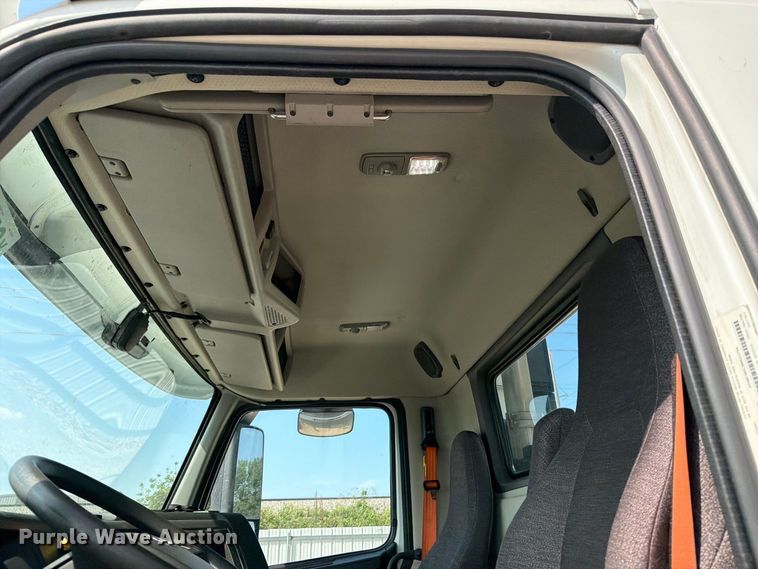image for item YA4703 2024 Volvo VNR semi truck