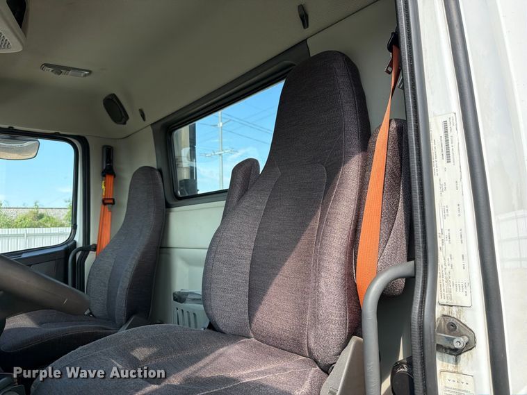 image for item YA4703 2024 Volvo VNR semi truck