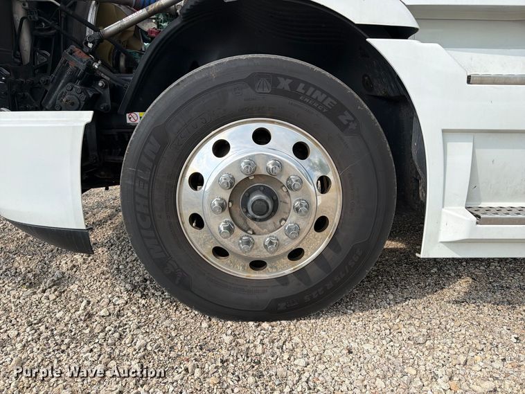 image for item YA4703 2024 Volvo VNR semi truck