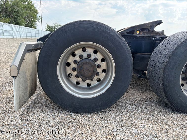 image for item YA4703 2024 Volvo VNR semi truck