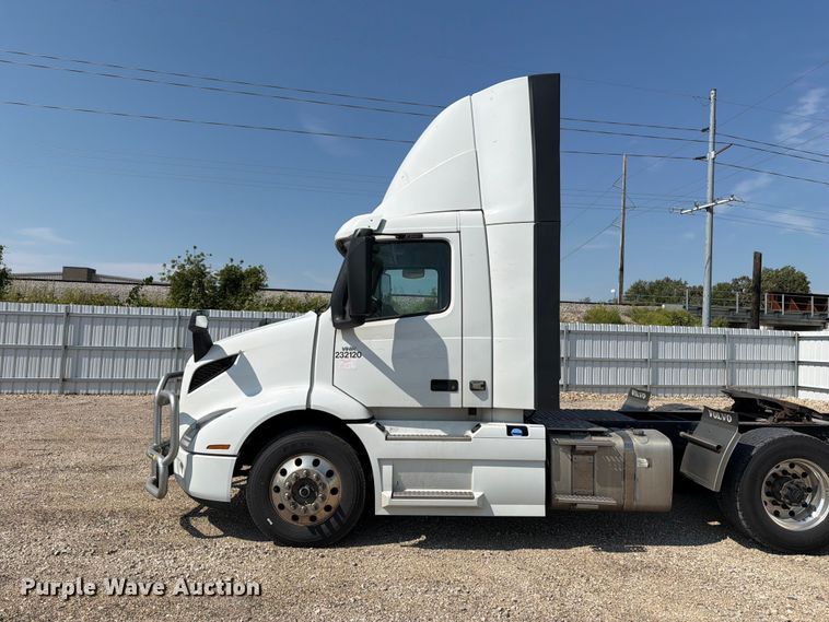 image for item YA4704 2024 Volvo VNR semi truck
