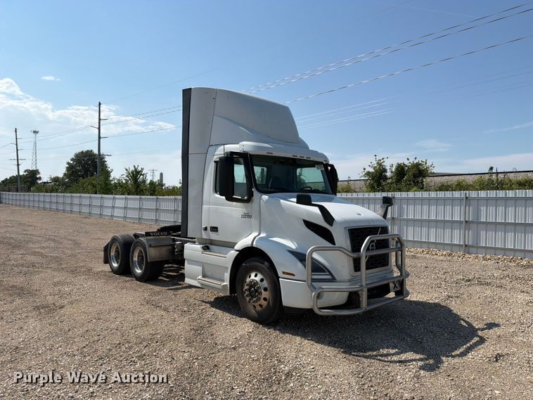 image for item YA4704 2024 Volvo VNR semi truck