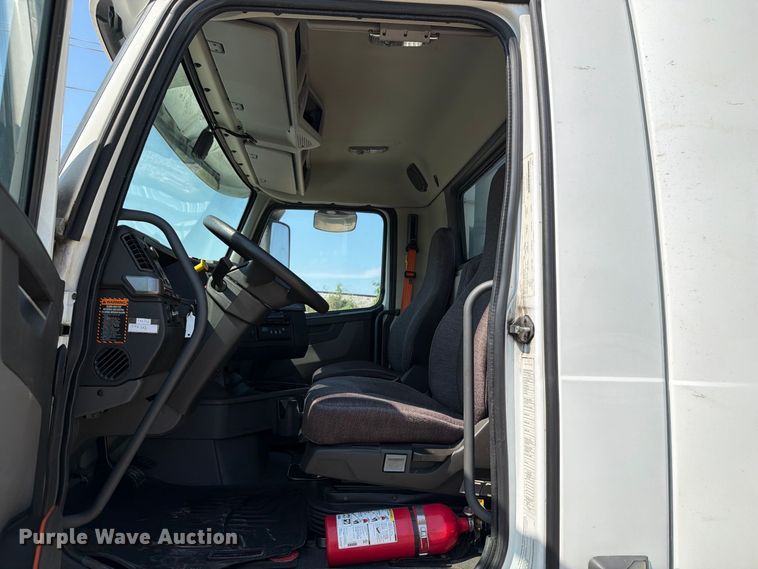 image for item YA4704 2024 Volvo VNR semi truck