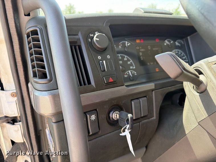 image for item YA4704 2024 Volvo VNR semi truck