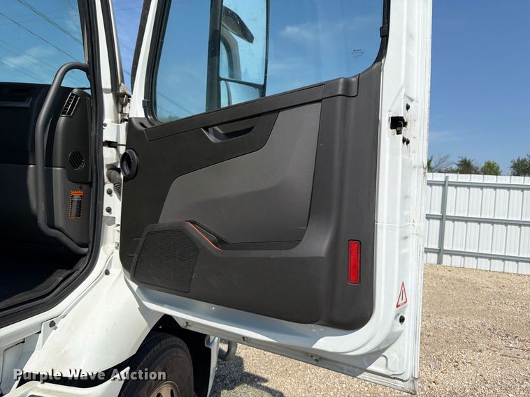 image for item YA4704 2024 Volvo VNR semi truck