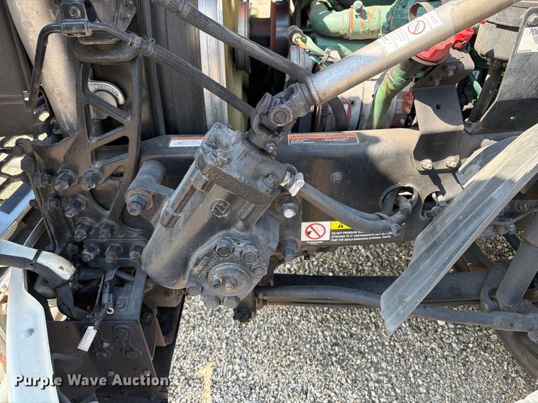 image for item YA4704 2024 Volvo VNR semi truck