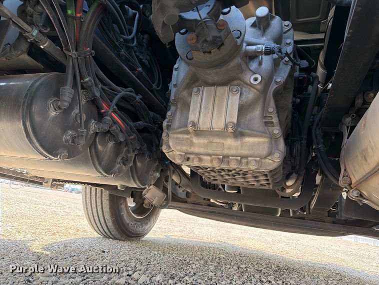 image for item YA4704 2024 Volvo VNR semi truck