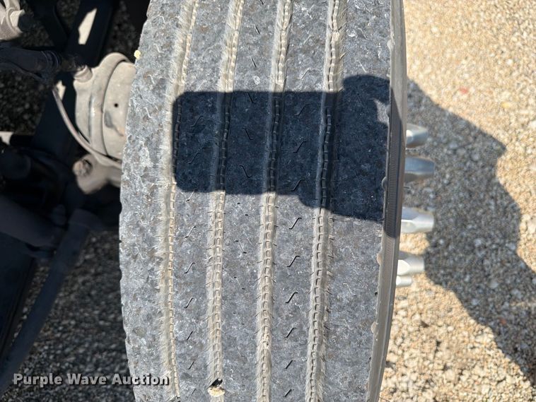 image for item YA4704 2024 Volvo VNR semi truck